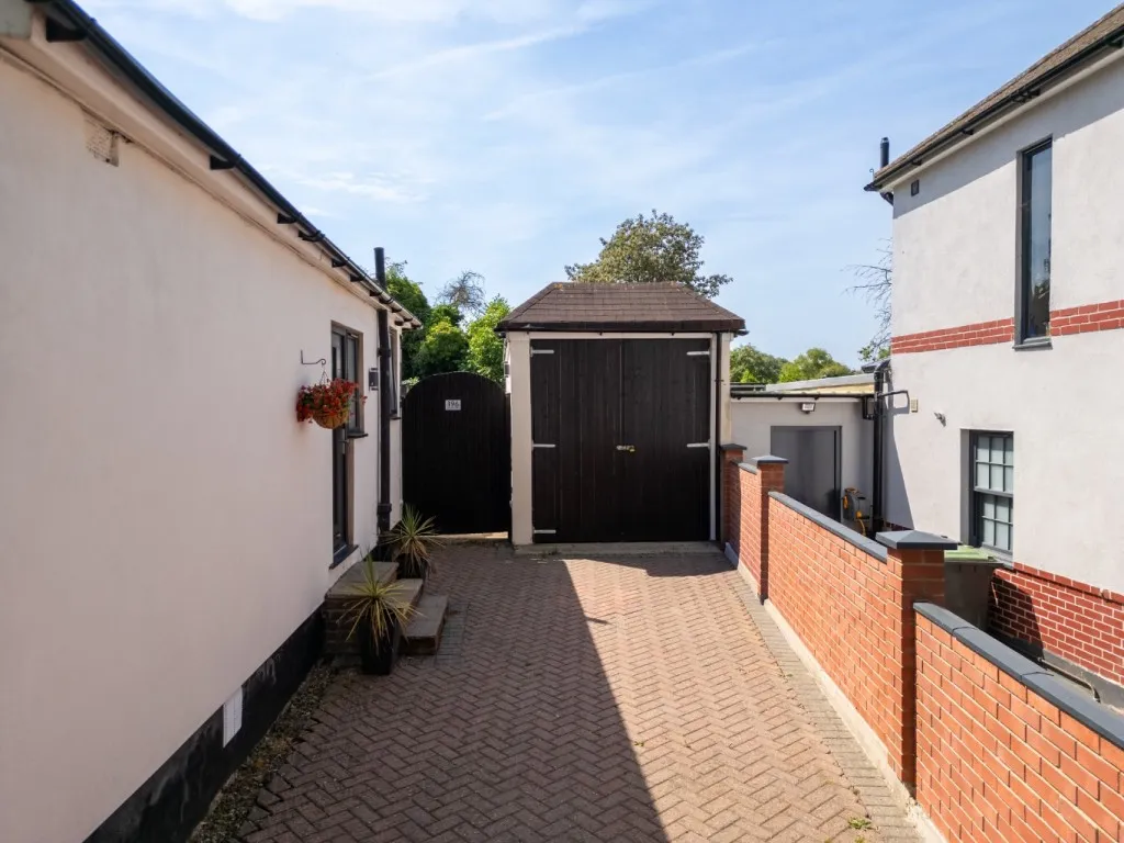 Old Road East, Gravesend, DA12, photo 13