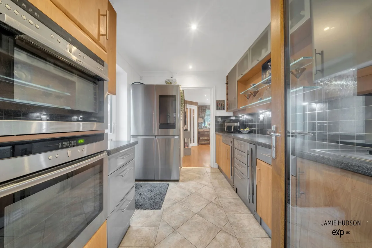 Silverdale Close, Clayton Le Moors, BB5, photo 17