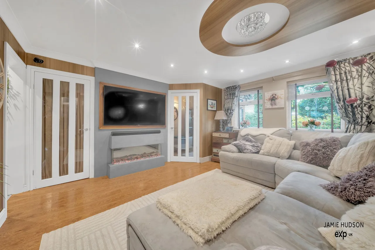 Silverdale Close, Clayton Le Moors, BB5, photo 7