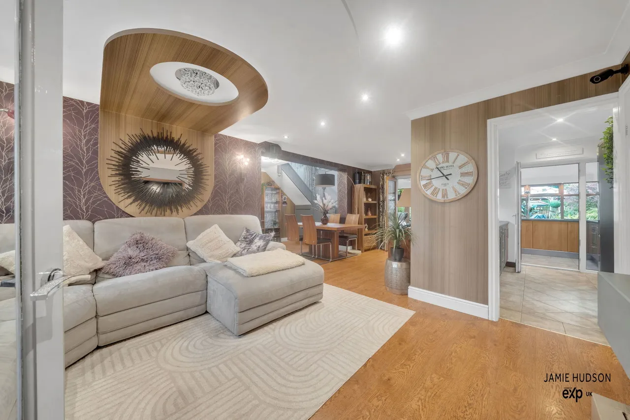 Silverdale Close, Clayton Le Moors, BB5, photo 6