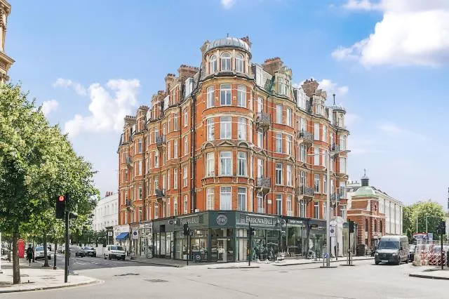 Pembridge Villas, London, W2, photo 4