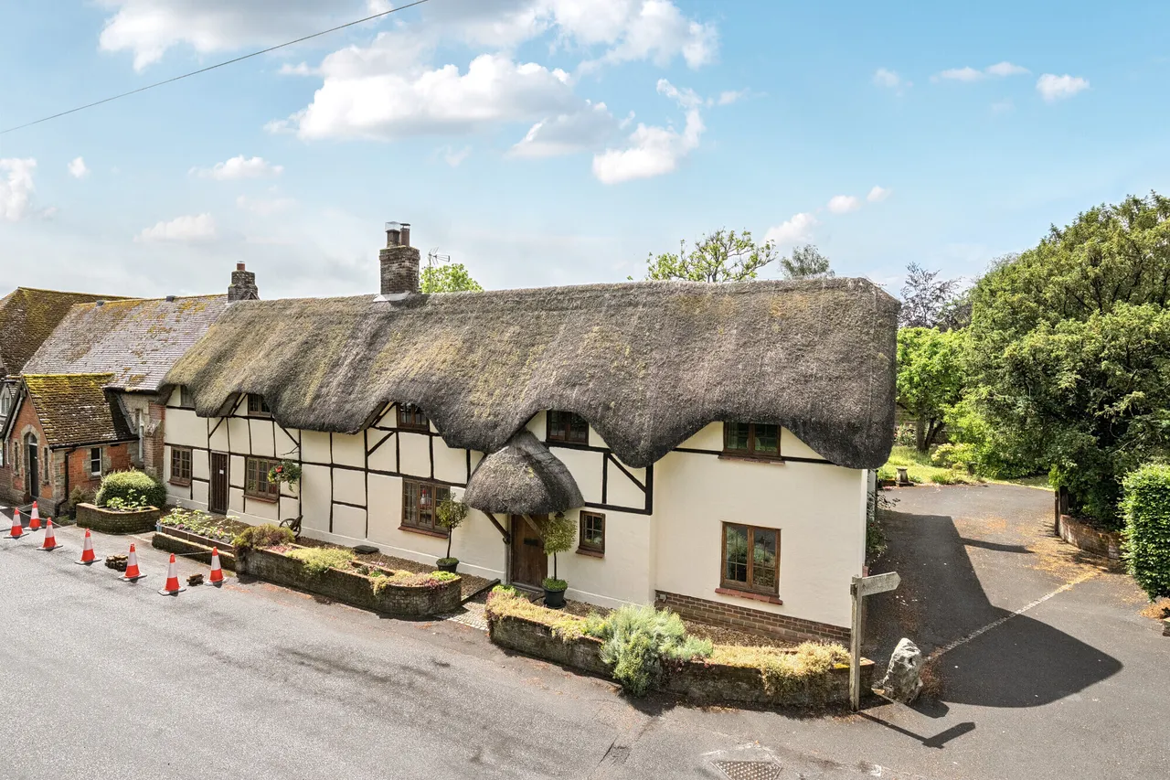Eastcourt, Burbage, SN8, photo 11
