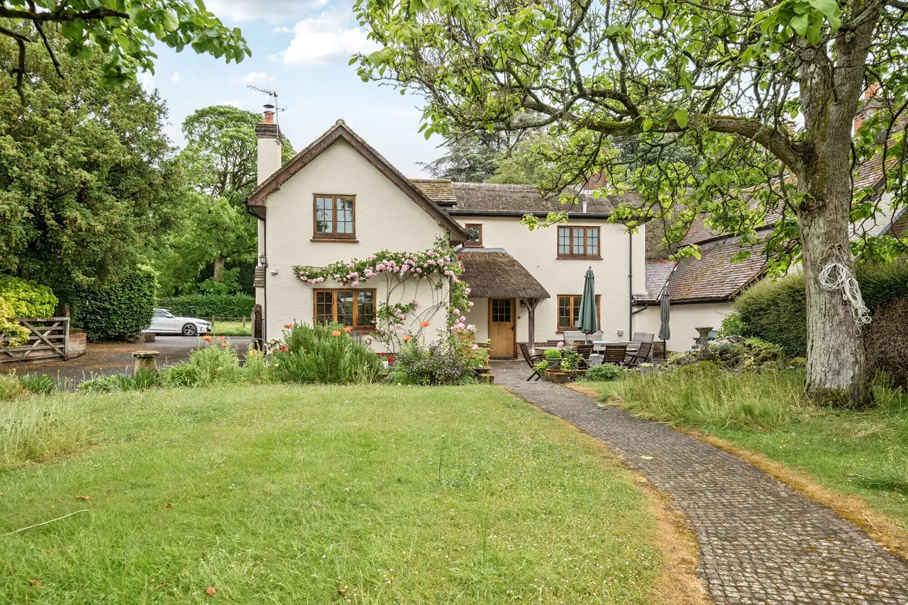 4 bed house for sale — Eastcourt, Burbage, SN8