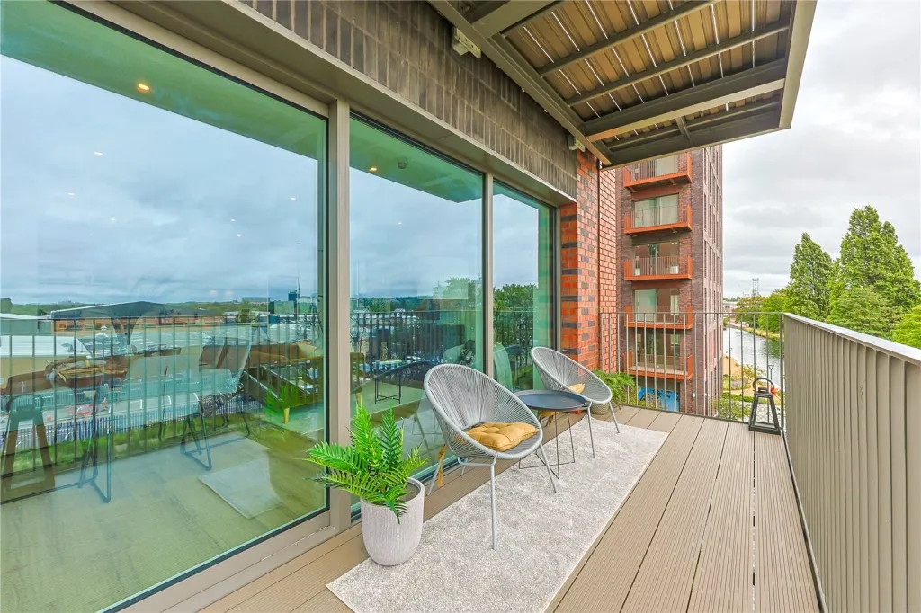 Quay Walk, Wembley, HA0, photo 16
