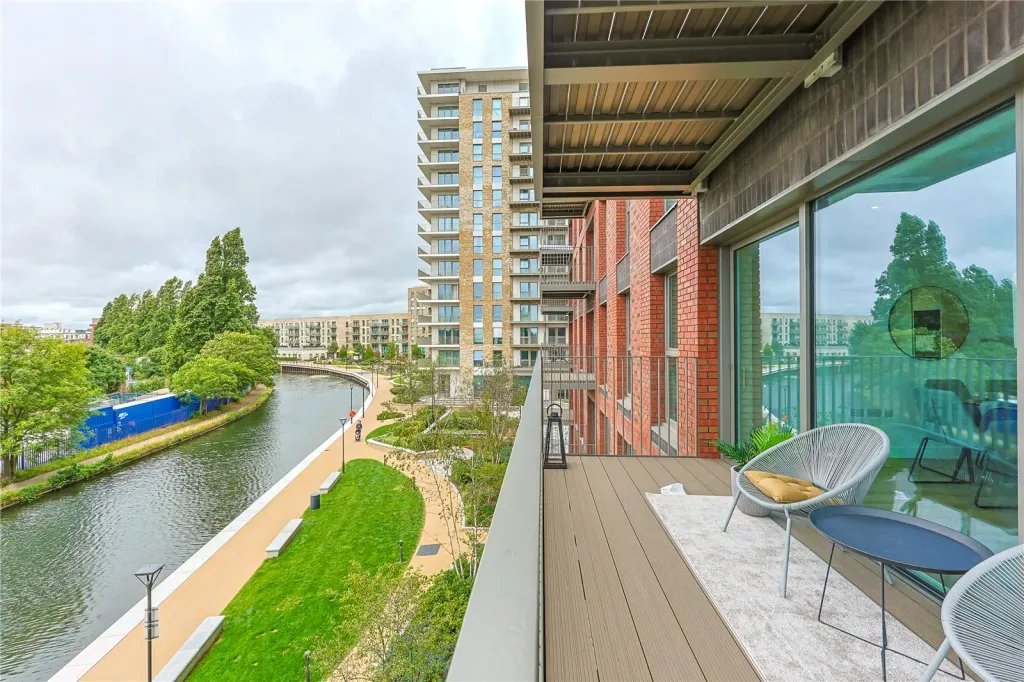 Quay Walk, Wembley, HA0, photo 15