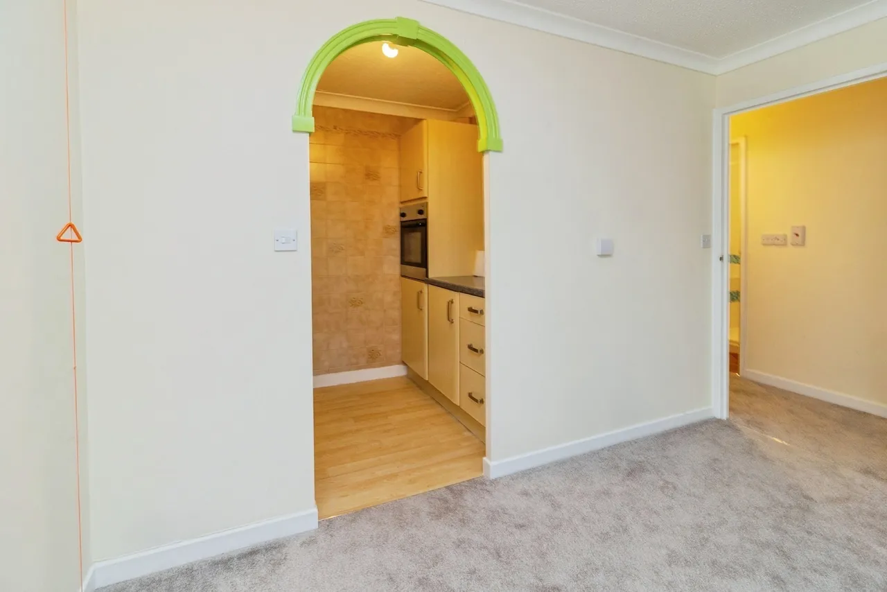 Flintergill Court, Heelands, Milton Keynes, Buckinghamshire, MK13, photo 18