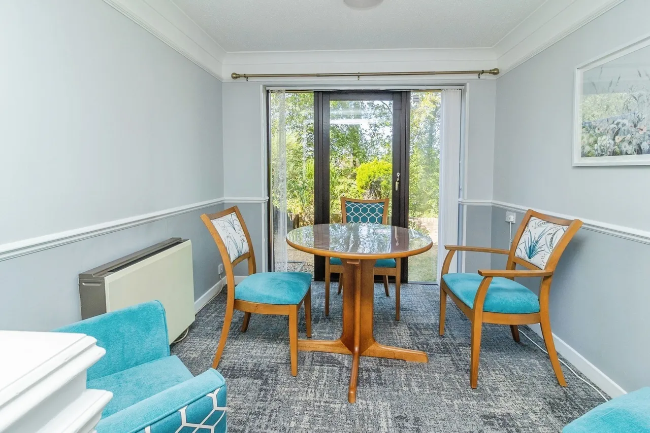 Flintergill Court, Heelands, Milton Keynes, Buckinghamshire, MK13, photo 4