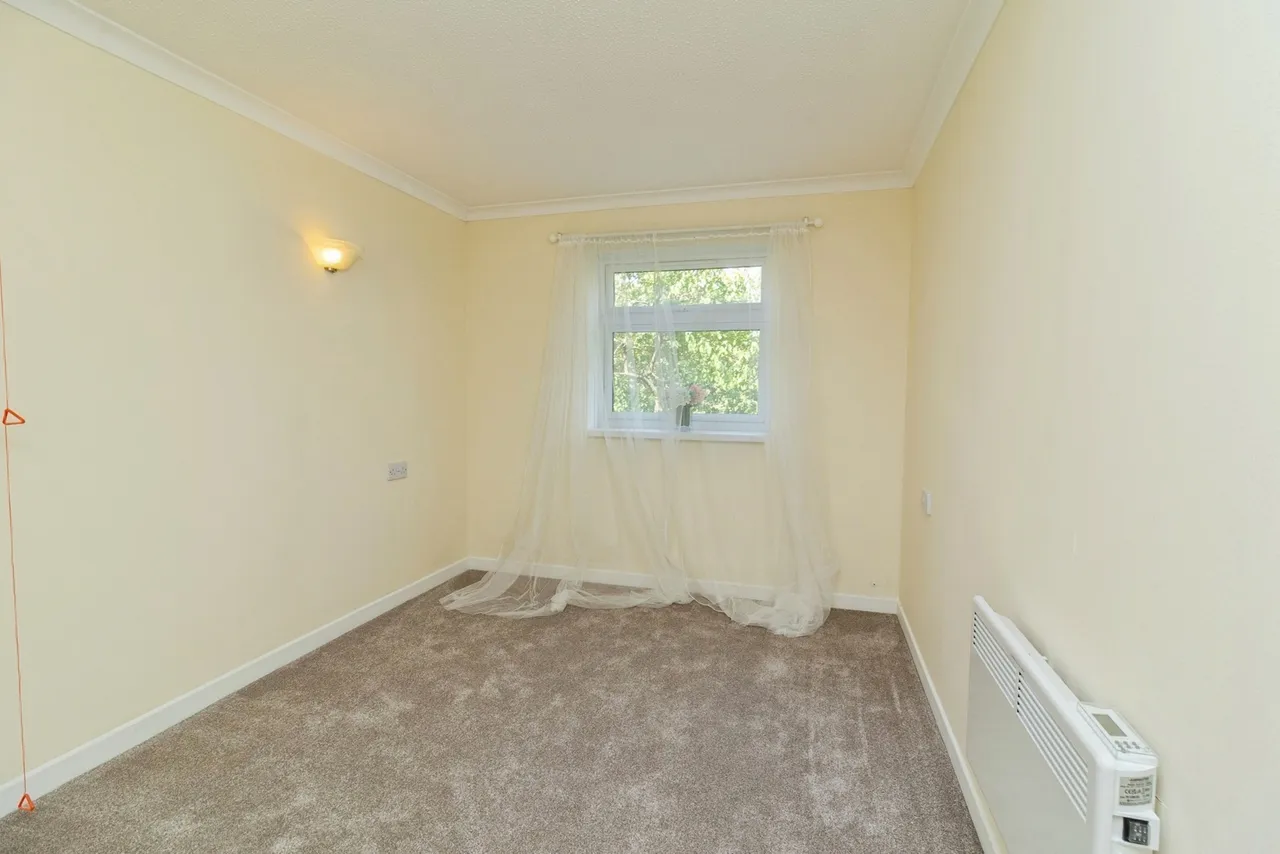 Flintergill Court, Heelands, Milton Keynes, Buckinghamshire, MK13, photo 8