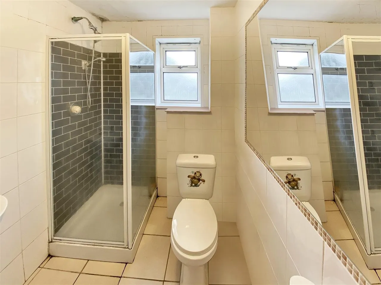 Brabazon Road, Hounslow, photo 5