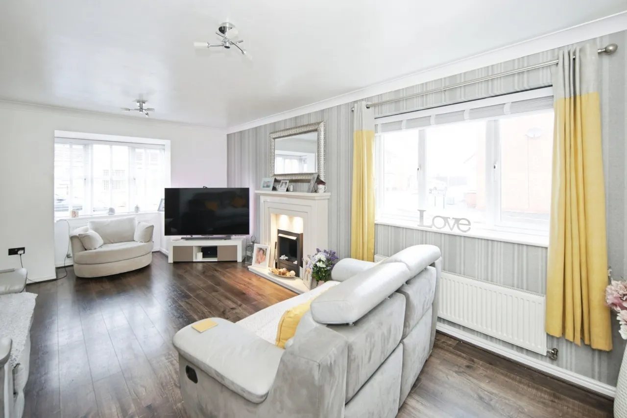 Hawksworth Crescent, Chelmsley Wood, Birmingham, West Midlands, B37, photo 6