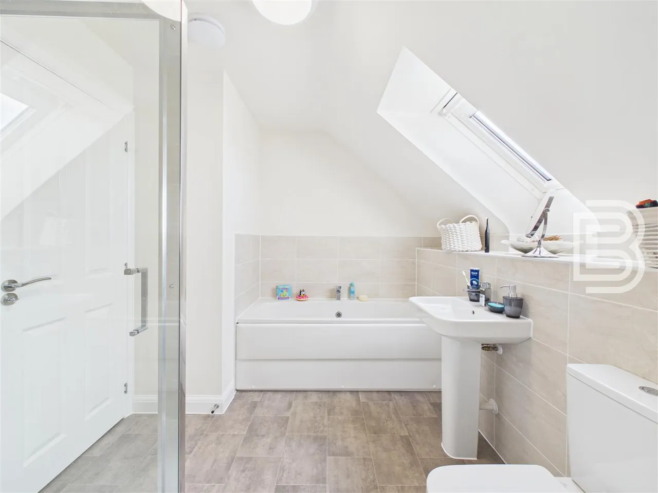 Vermilion Way, Rugby, photo 14