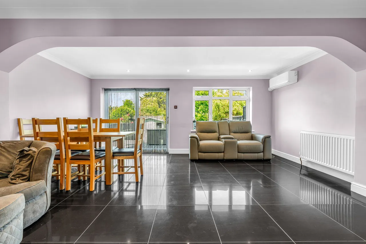 Musley Hill, Ware, SG12, photo 4
