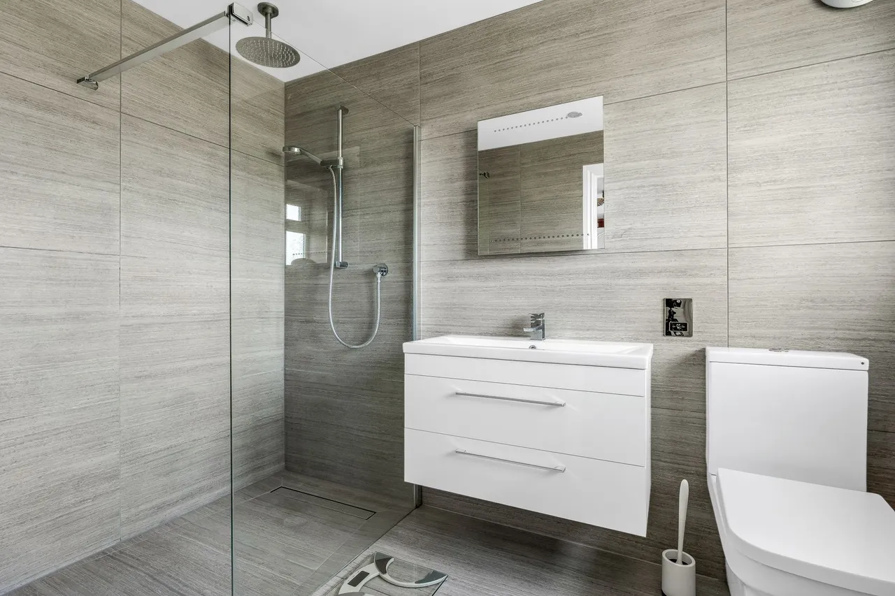 Musley Hill, Ware, SG12, photo 16