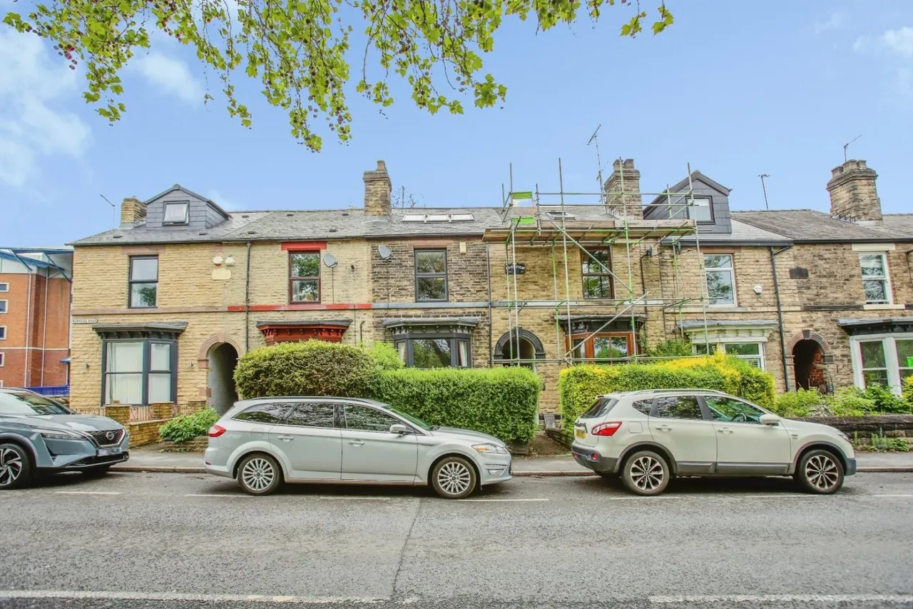 4 bed house for sale — Parkside Road, Hillsborough, S6