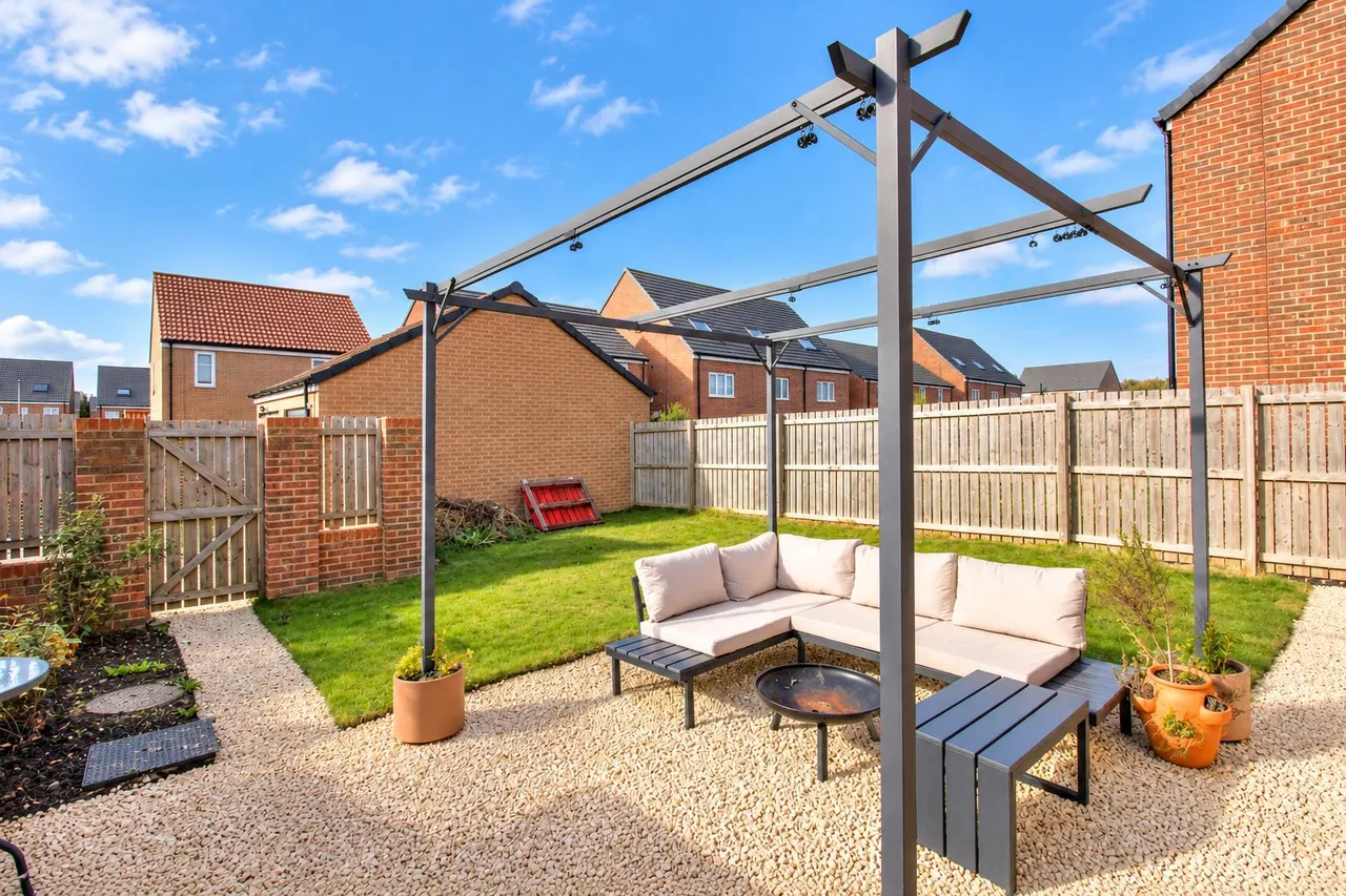 Portrush Gardens, Ashington, NE63, photo 4