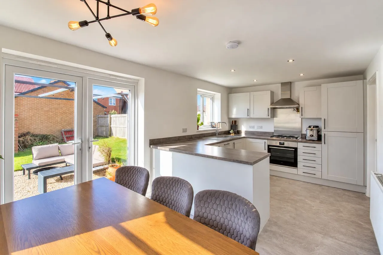 Portrush Gardens, Ashington, NE63, photo 3