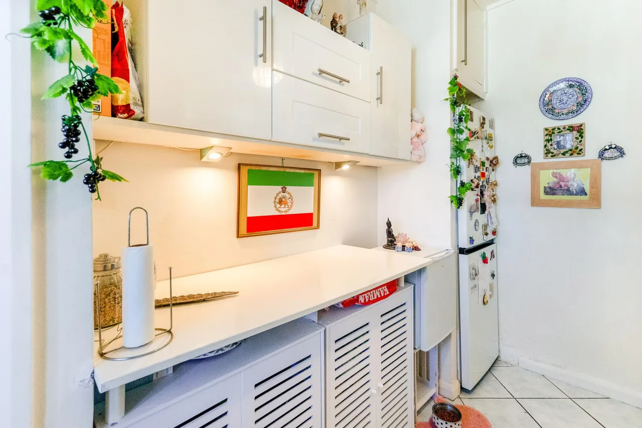 Blythe Road, London, W14, photo 13