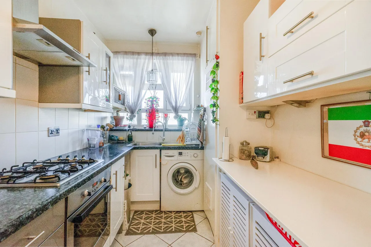 Blythe Road, London, W14, photo 5