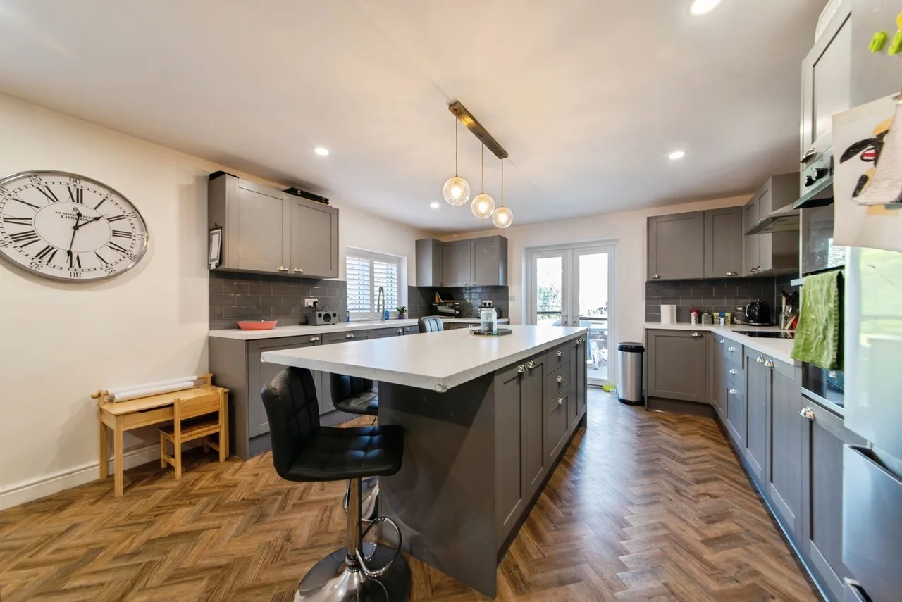 School Lane, North Hykeham, Lincoln, Lincolnshire, LN6, photo 6