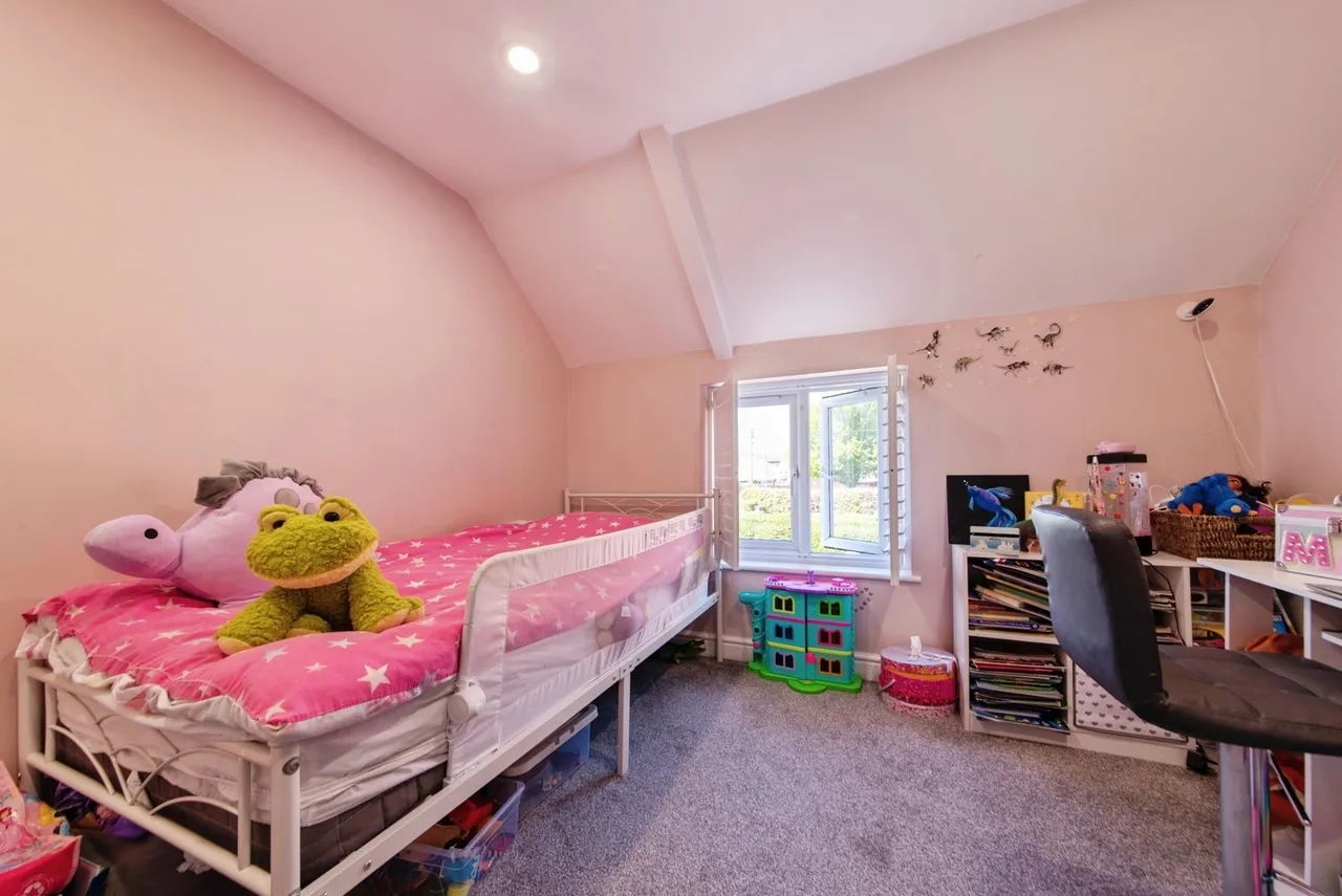 School Lane, North Hykeham, Lincoln, Lincolnshire, LN6, photo 13
