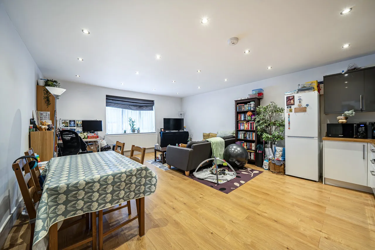 Wellington Road, Pinner, HA5, photo 7
