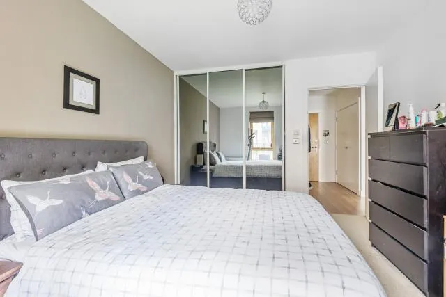 Ebony Crescent, Barnet, EN4, photo 6