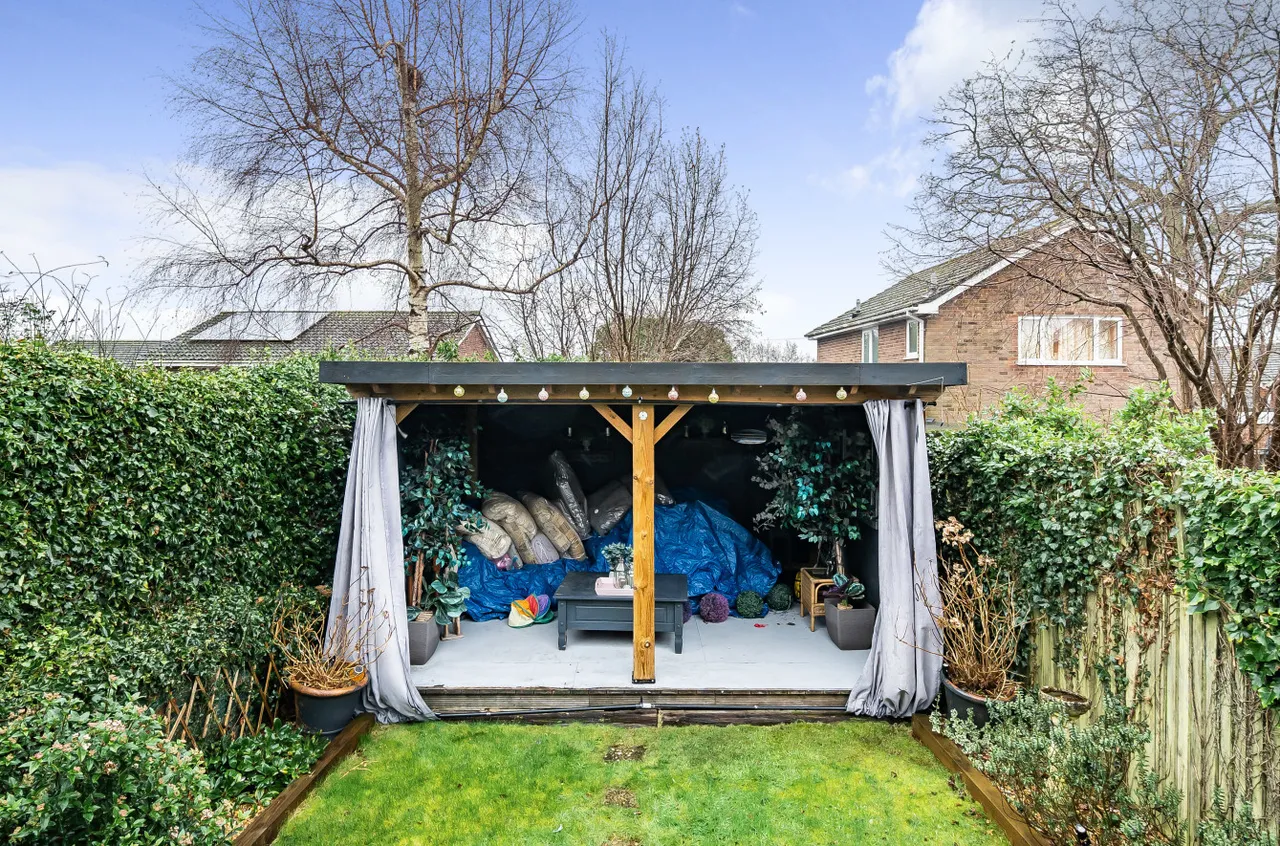 Bethel Close, Farnham, GU9, photo 11