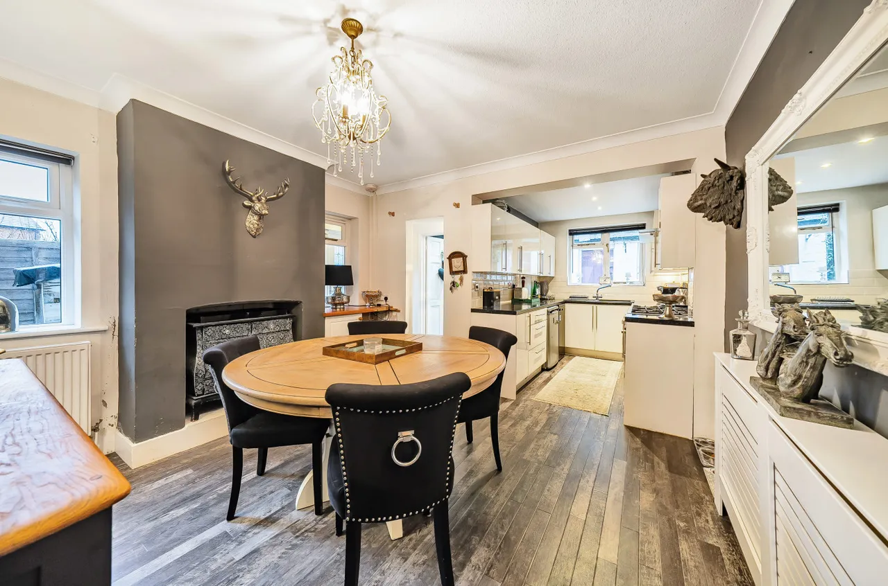 Bethel Close, Farnham, GU9, photo 2