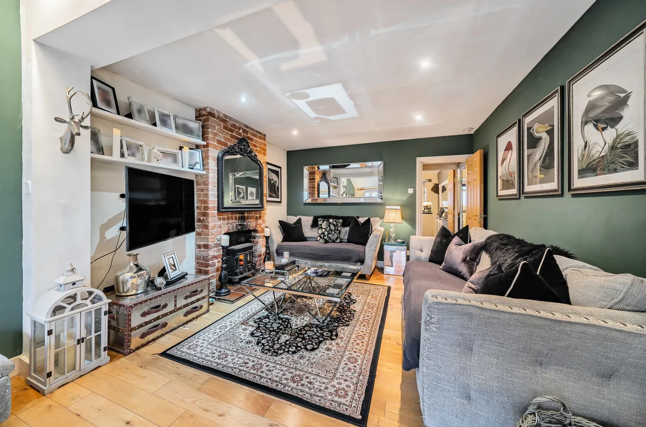 Bethel Close, Farnham, GU9, photo 8
