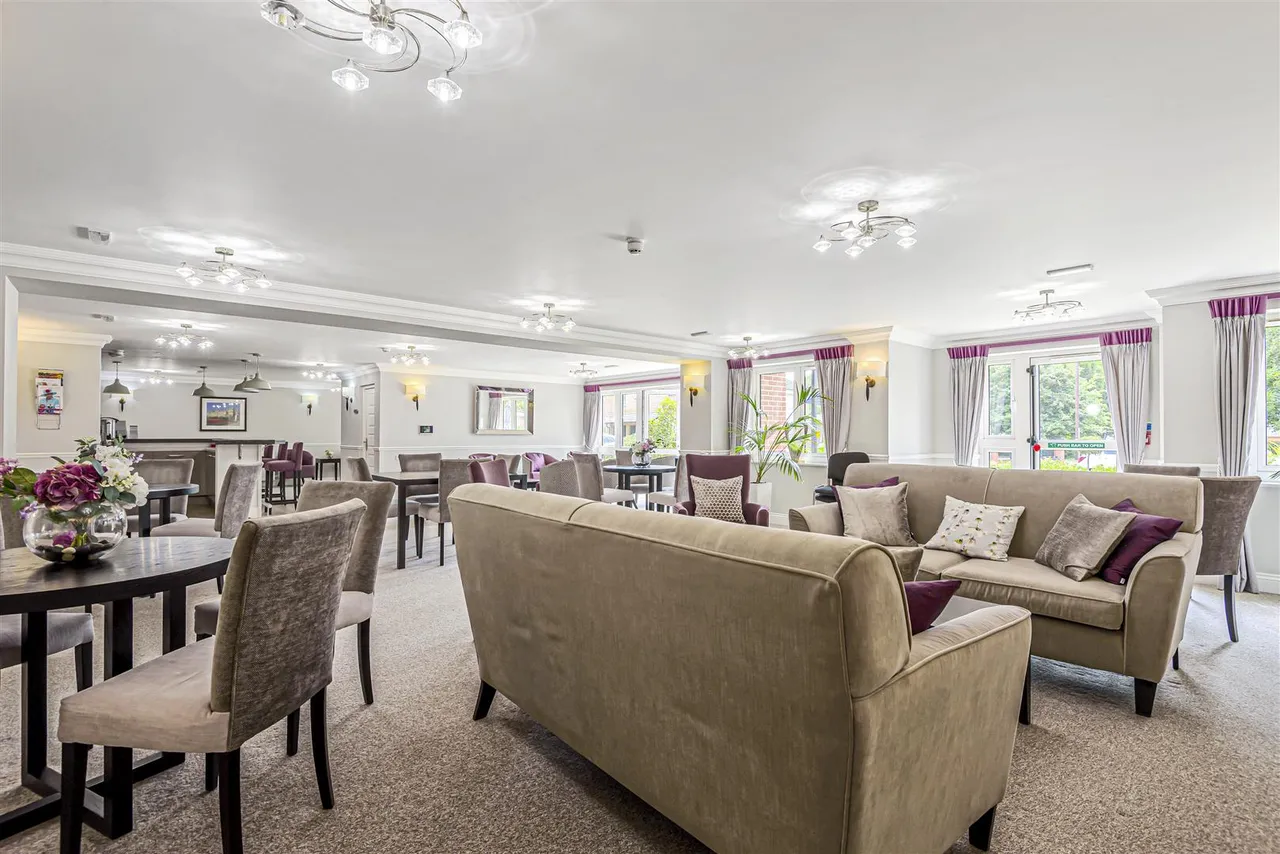 Longwick Road, Princes Risborough, HP27, photo 6