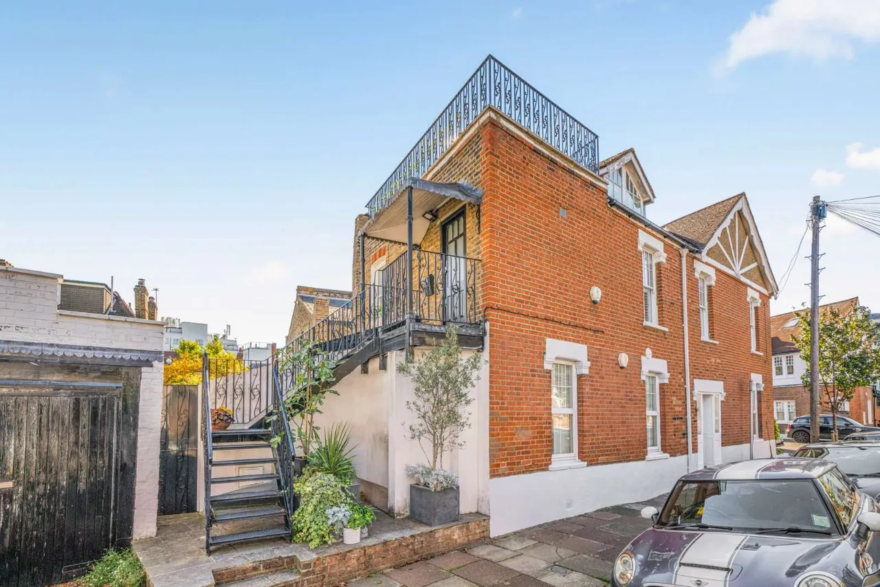 St. Ann's Road, London, SW13, photo 18
