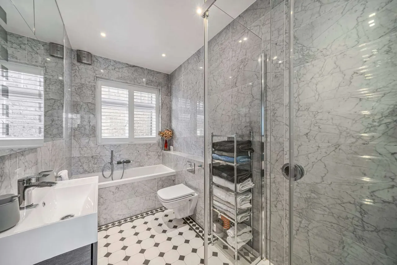St. Ann's Road, London, SW13, photo 8