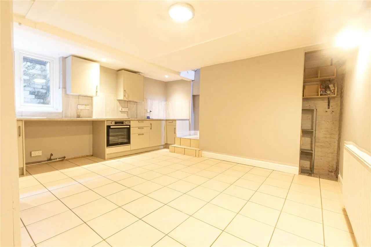 Granville Terrace, Huddersfield, HD1, photo 8