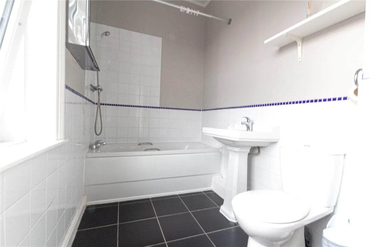Granville Terrace, Huddersfield, HD1, photo 15