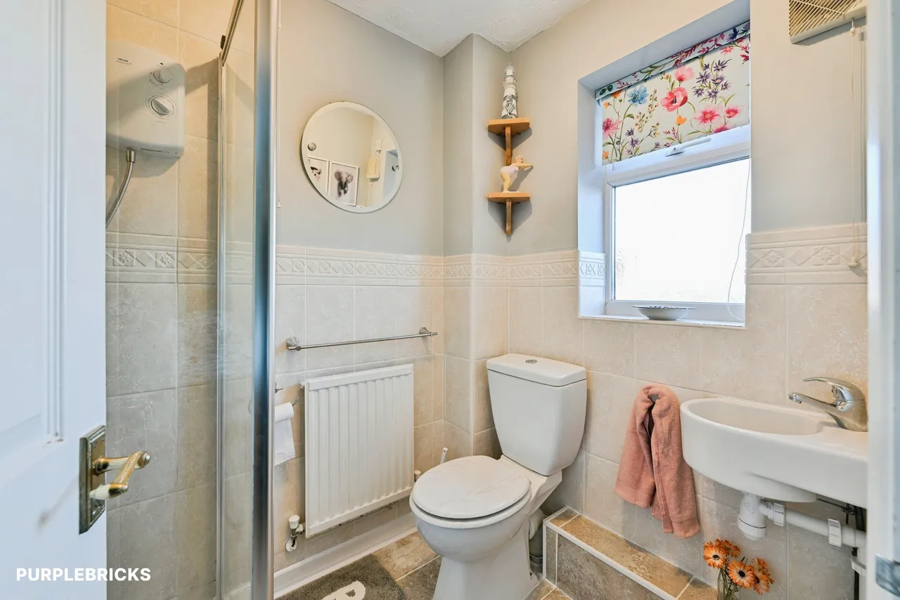 Dorset Gardens, Nottingham, NG2, photo 11