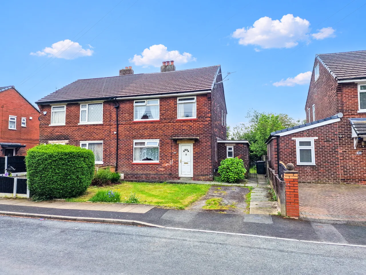 3 bed house for sale — Keswick Drive, Bury, BL9