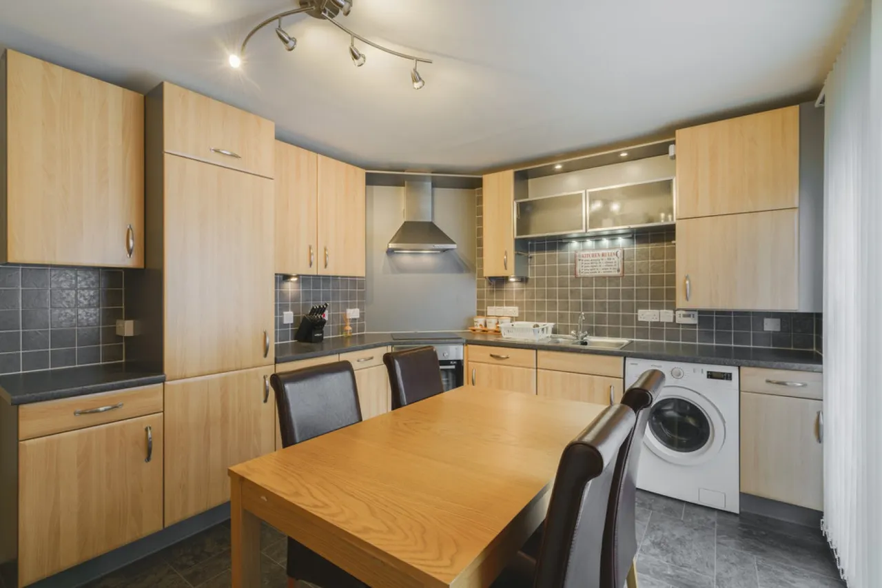 Shaw Crescent, Aberdeen, AB25, photo 3