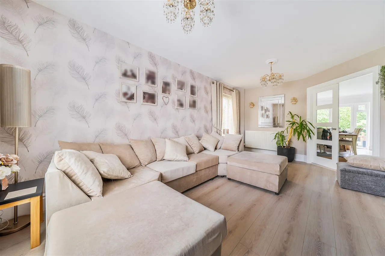 Spring Road, Sarisbury Green, Southampton, photo 8