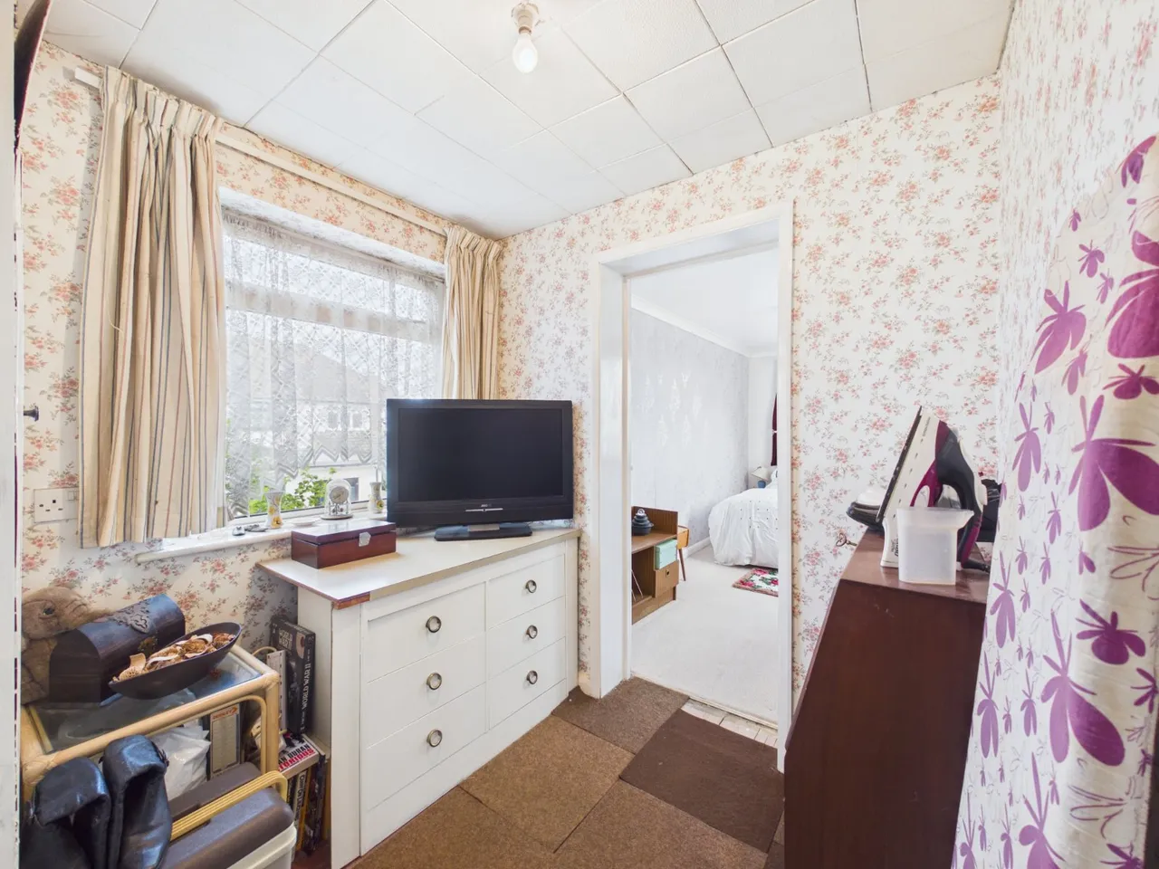 Ashford, Surrey, photo 12