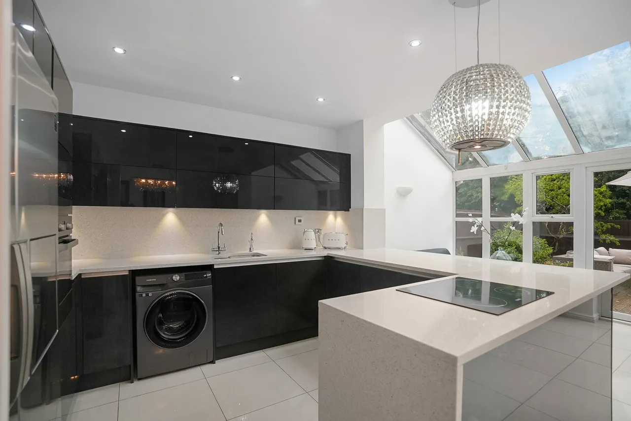 St. Aidans Drive, Widnes, WA8, photo 10