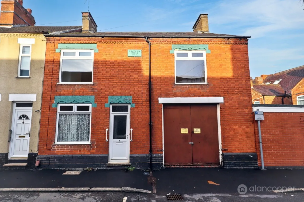 4 bed house for sale, Orchard Street, Nuneaton, CV11