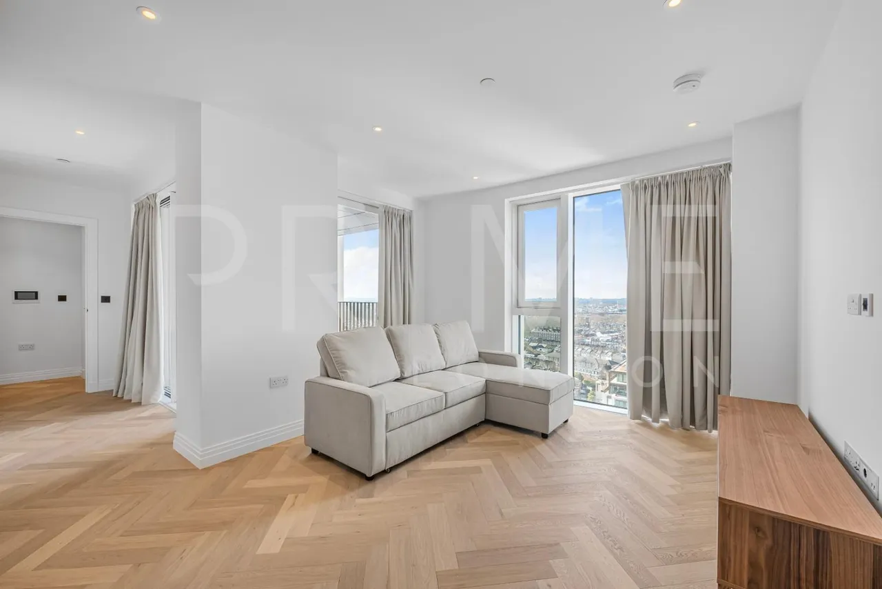 1 bed flat for sale, Kings Tower, Chelsea Creek, SW6