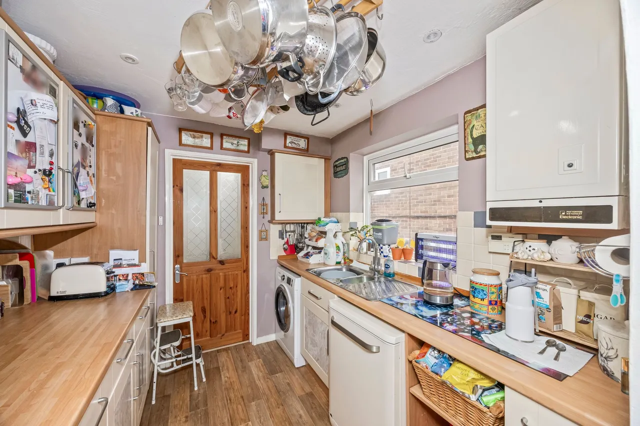 Priory Road, Hassocks, BN6, photo 4