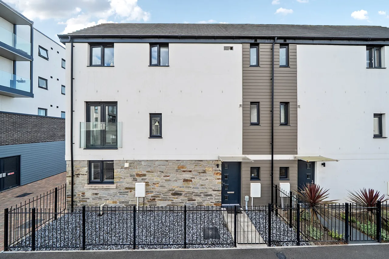 4 bed property for sale, Bathampton Way, Plymouth, PL9