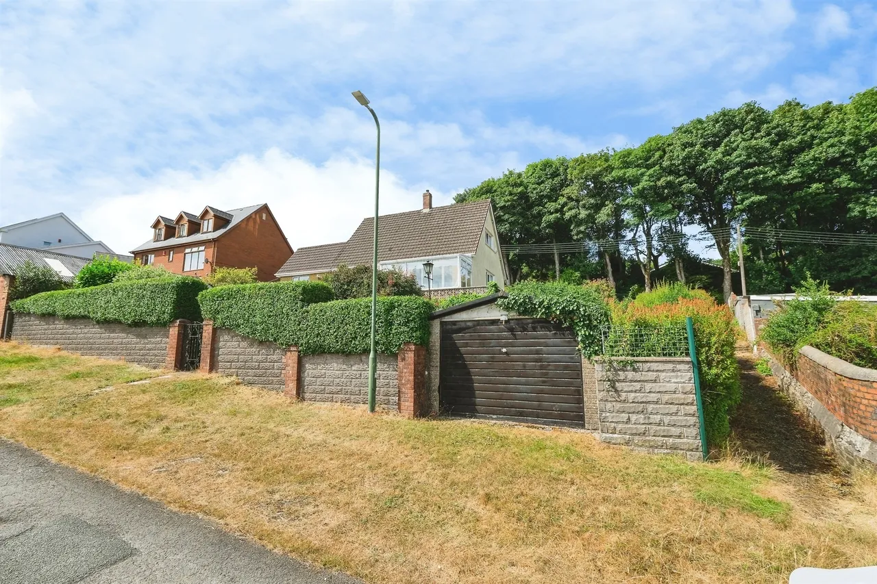 Park Hill Tredegar, NP22, photo 17