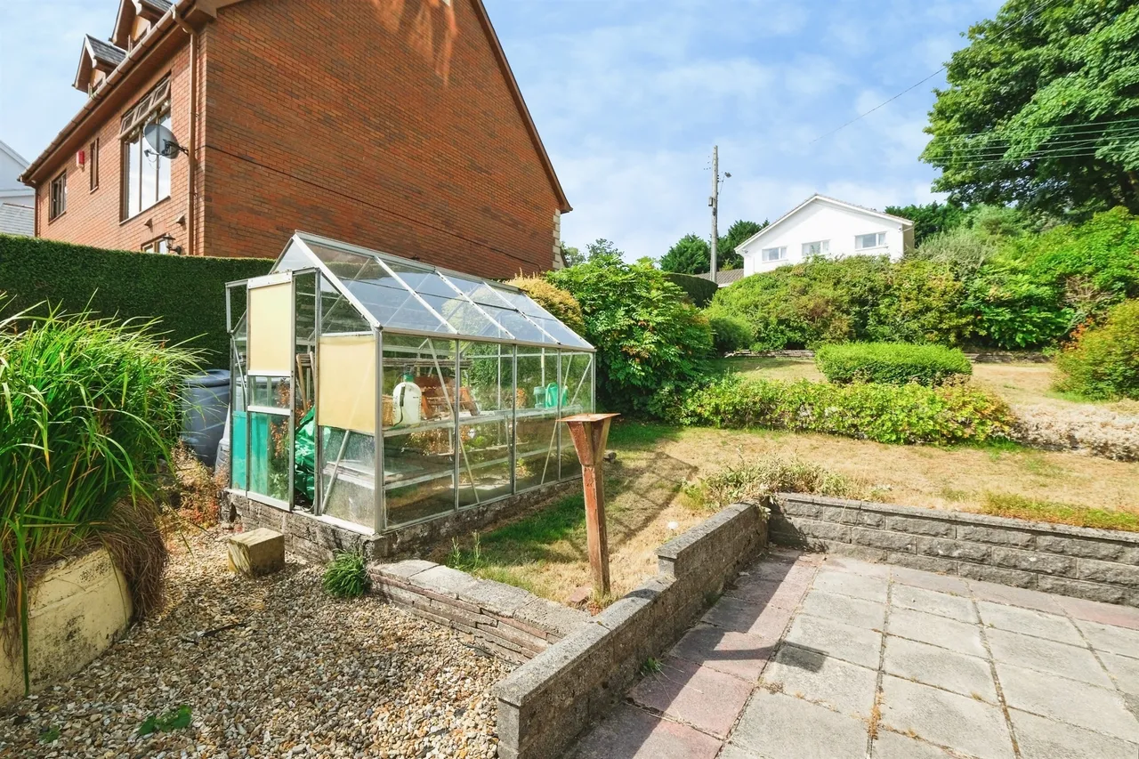 Park Hill Tredegar, NP22, photo 6