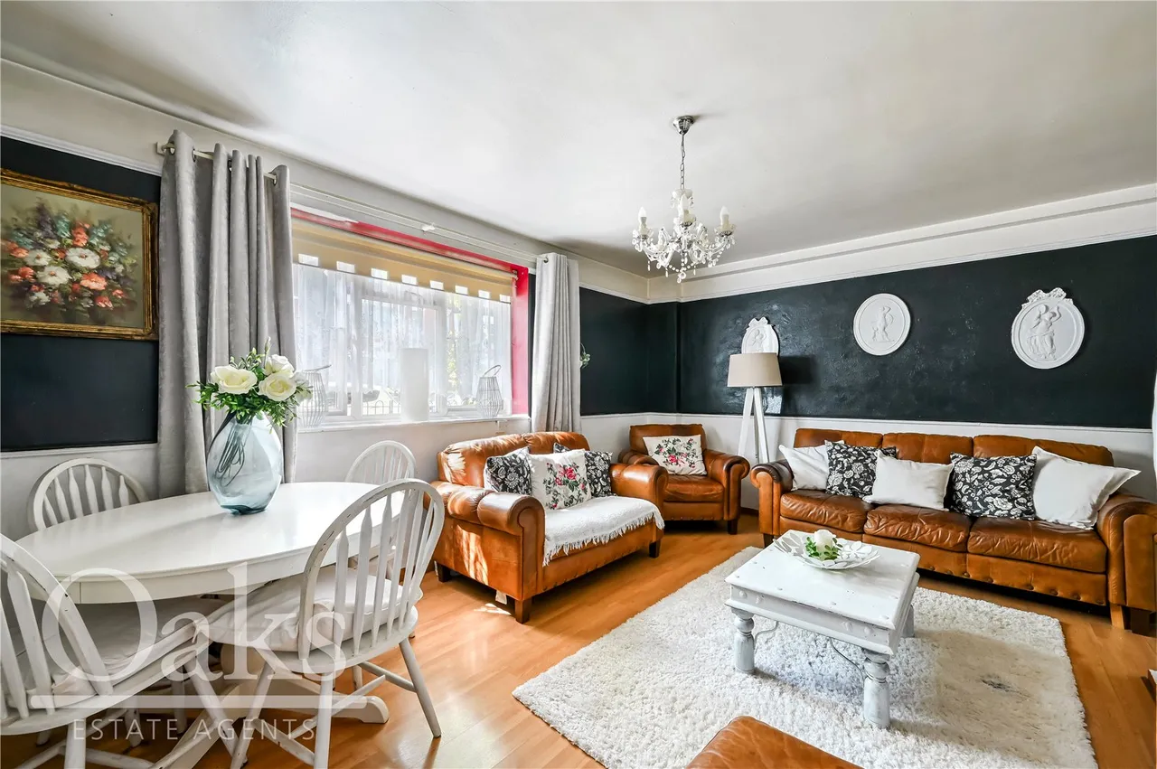 St Anselm's Court, Streatham, SW16, photo 2