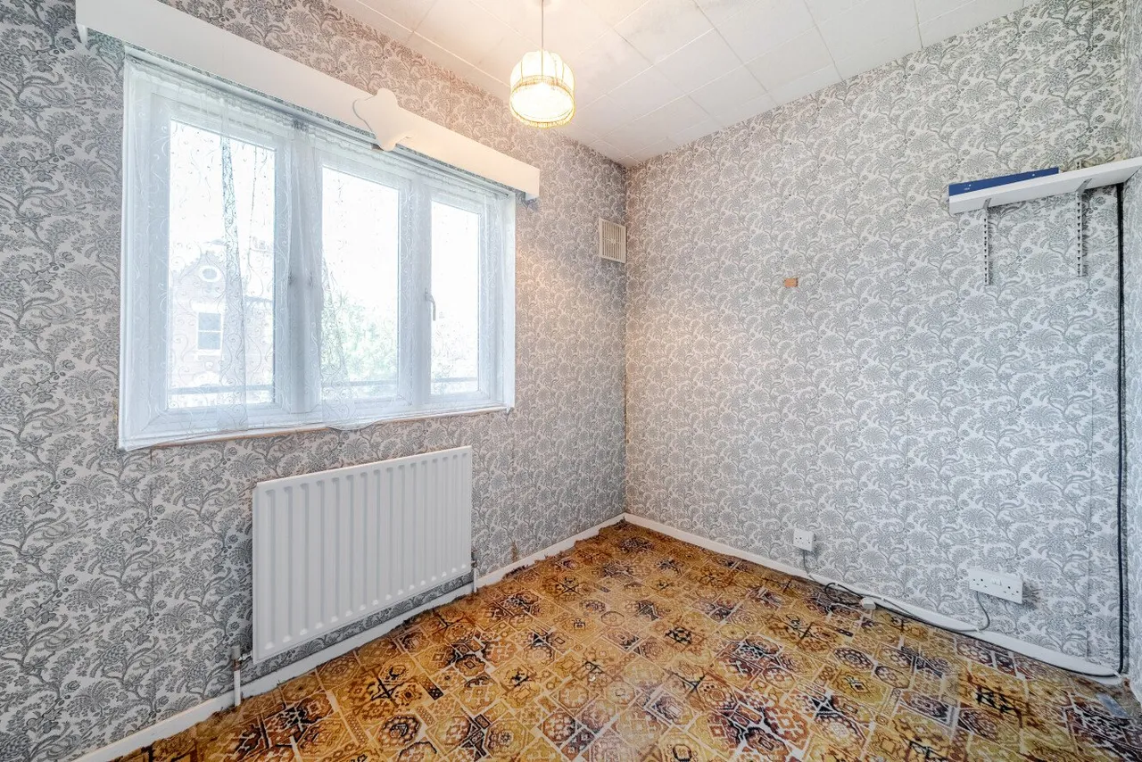 Baskerville Road, Battersea, London, SW18, photo 10