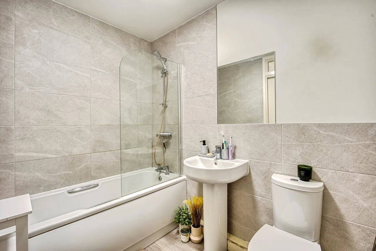 Belmont Way, Stockport, Greater Manchester, SK4, photo 14