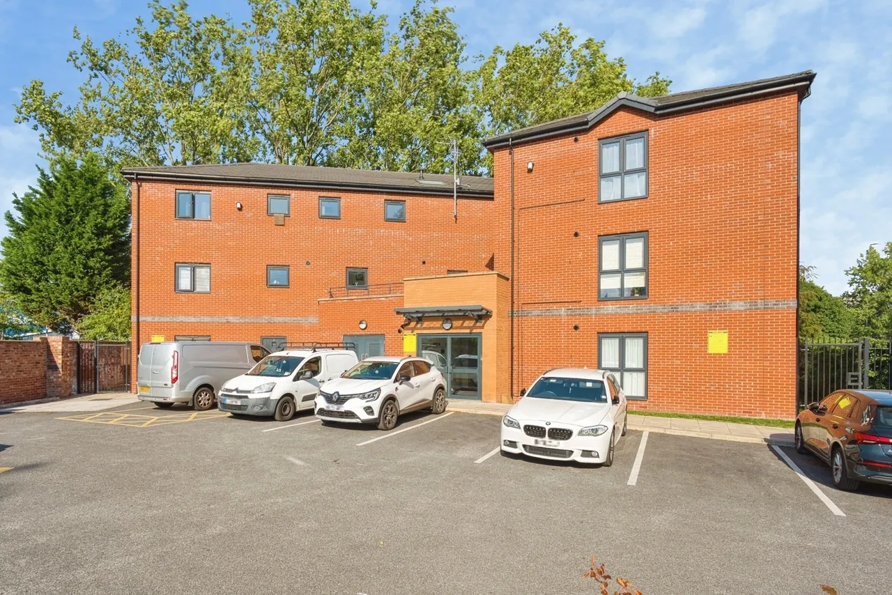 1 bed flat for sale — Belmont Way, Stockport, Greater Manchester, SK4